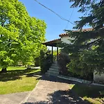 Σπίτι διακοπών Lidden Tree *